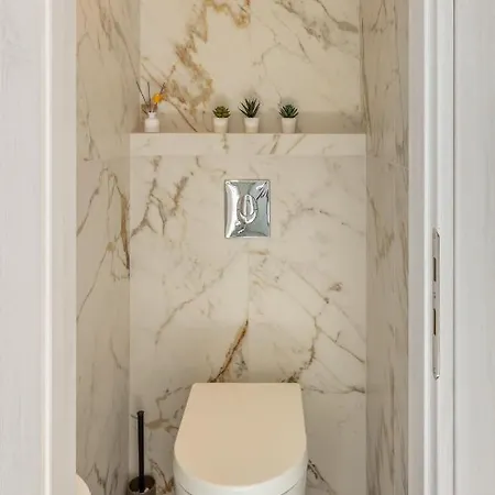 Utopia Luxury شقة