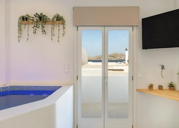 Utopia Luxury Naousa (Paros)