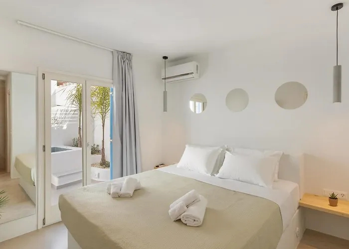 Utopia Luxury * Naousa (Paros)